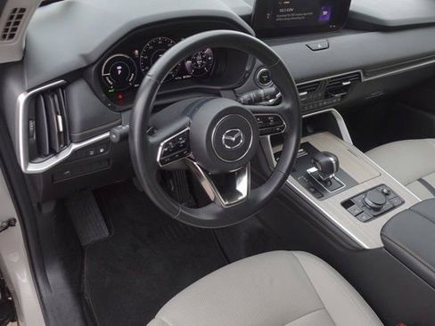 Used 2024 MAZDA CX-90 Plug-In Hybrid w/ Preferred AWD/4WD image 9