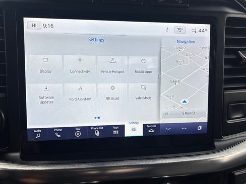 Certified 2022 Ford F150 Lariat w/ Equipment Group 502A High image 36