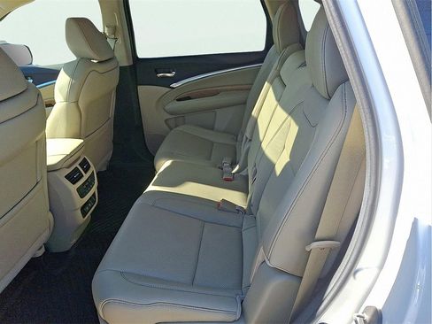 Used 2020 Acura MDX SH-AWD w/ Technology Package image 11