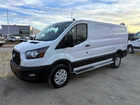 Used 2024 Ford Transit 250 Low Roof w/ Exterior Upgrade Package image 4