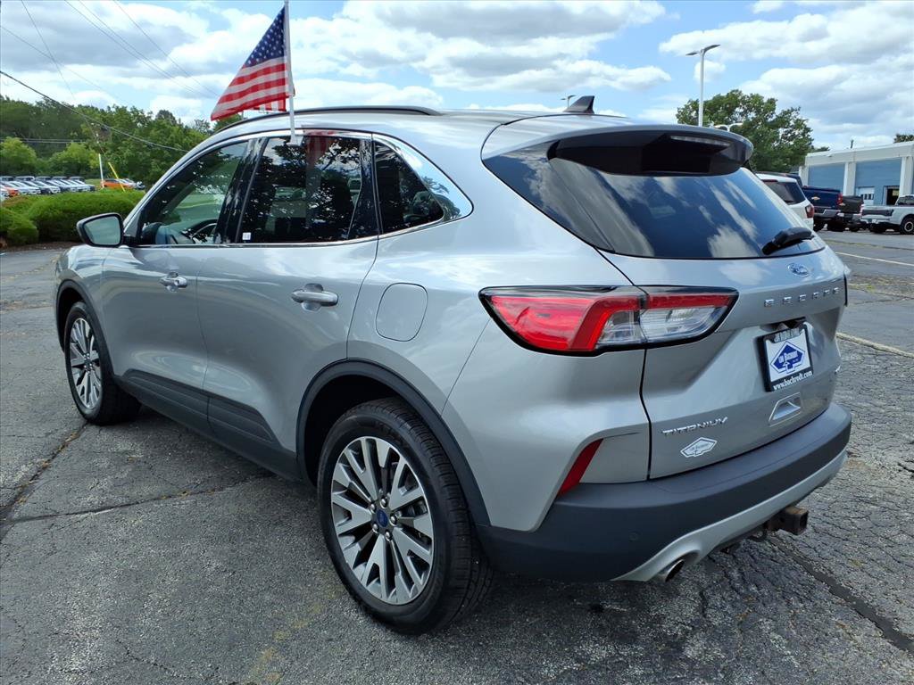 Used 2022 Ford Escape Titanium w/ Class II Trailer Tow Package AWD/4WD image 5