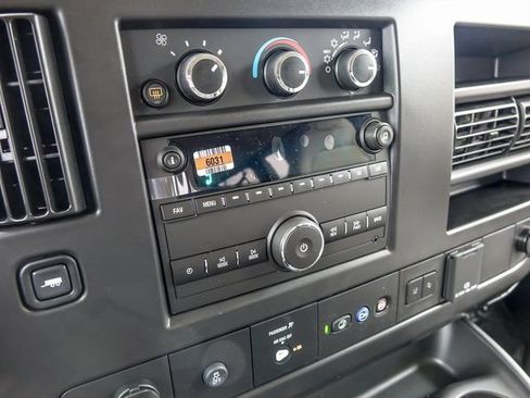 New 2025 Chevrolet Express 3500 LT w/ LT Preferred Equipment Group RWD image 18