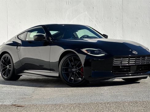 Used 2024 Nissan Z Performance w/ Floor Mat Package image 2