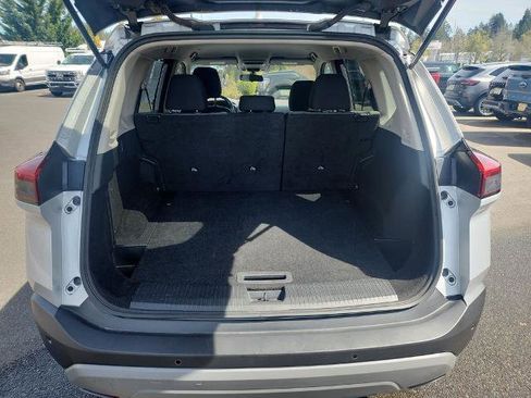 Used 2023 Nissan Rogue SV AWD/4WD image 31