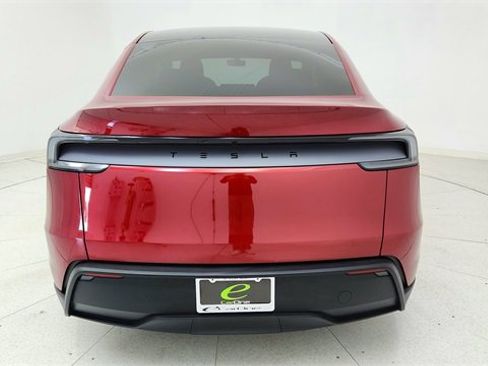 Used 2026 Tesla Model Y Long Range image 5
