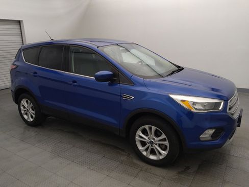 Used 2017 Ford Escape SE FWD image 11