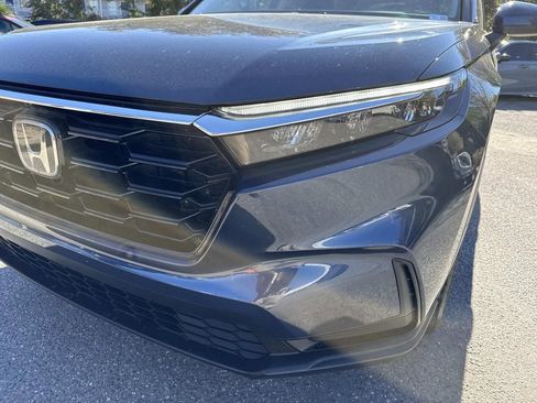 Used 2023 Honda CR-V EX image 10