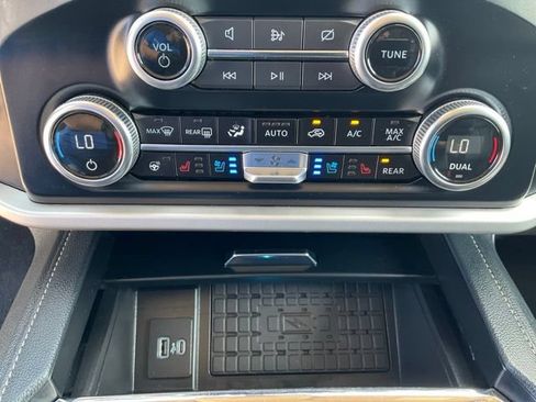 Used 2024 Ford Expedition Max XLT AWD/4WD image 22