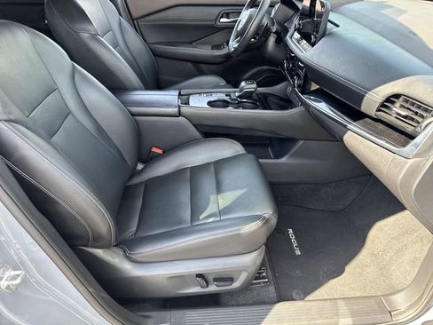 Used 2023 Nissan Rogue SL w/ SL Premium Package FWD image 29