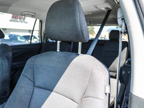 Used 2020 Honda Pilot EX image 17