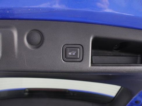 Used 2024 Chevrolet Equinox LT image 18