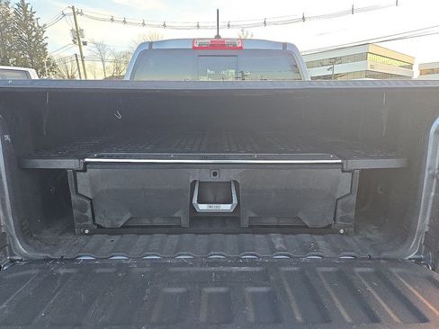 Used 2021 Chevrolet Colorado LT w/ LT Convenience Package image 33