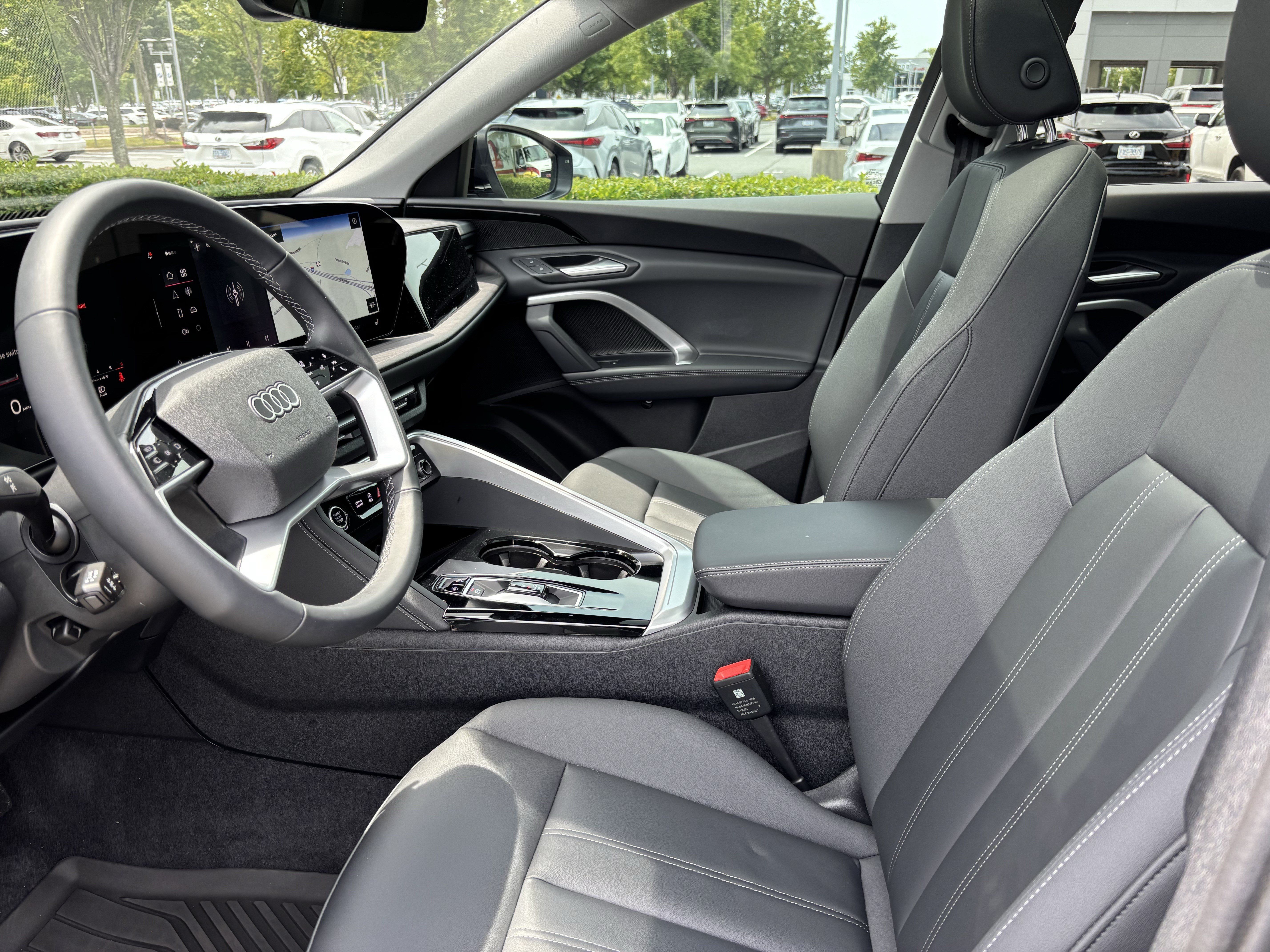 Certified 2025 Audi Q5 Premium AWD/4WD image 15
