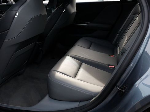 Used 2024 Lucid Air Touring image 33