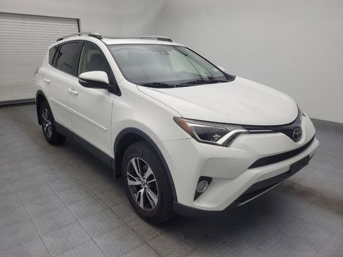 Used 2018 Toyota RAV4 XLE image 13