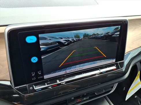 New 2026 Volkswagen Atlas SE image 20