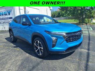 Certified 2025 Chevrolet Trax RS FWD video 1