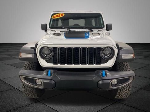 Used 2024 Jeep Wrangler Unlimited Rubicon 4xe w/ Safety Group AWD/4WD image 2
