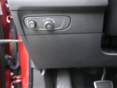 Certified 2023 Buick Envision Essence w/ Sport Touring Package image 33