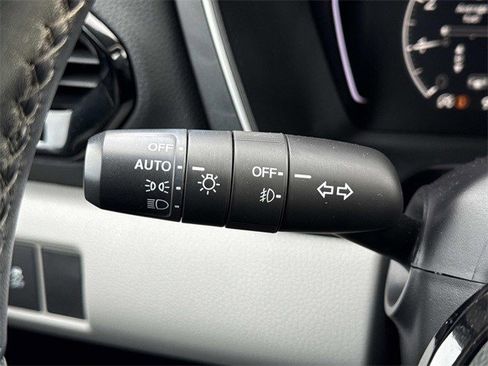 Used 2025 Honda Pilot Touring image 27