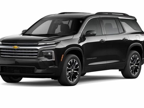 New 2026 Chevrolet Traverse LT w/ Sun and Wheel Package FWD image 2