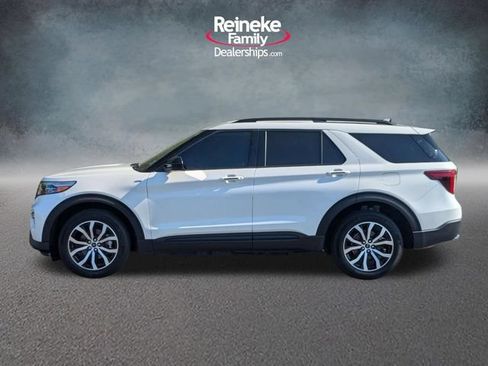 Used 2023 Ford Explorer ST-Line w/ Class IV Trailer Tow Package AWD/4WD image 9