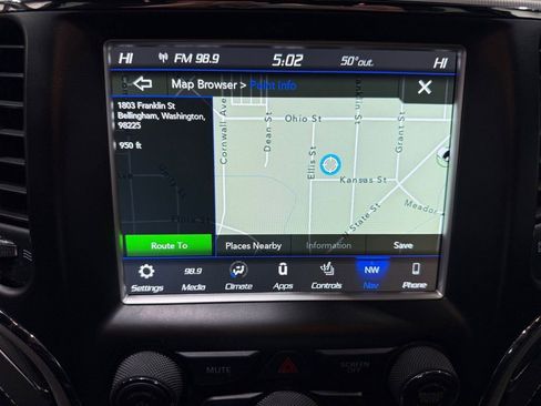 Used 2018 Jeep Grand Cherokee SRT image 28