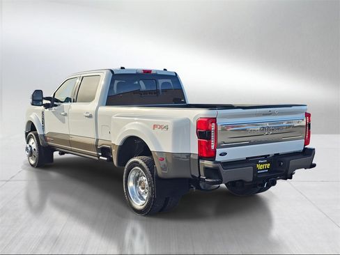 Used 2026 Ford F450 King Ranch w/ FX4 Off-Road Package image 4