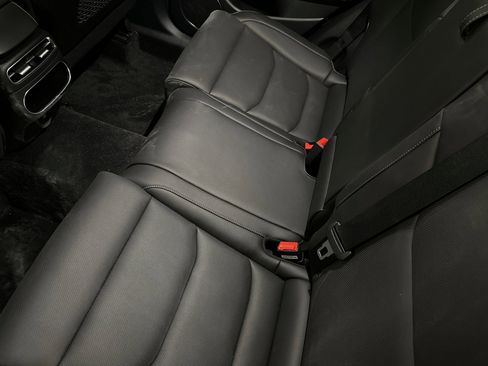 Used 2023 Genesis GV70 2.5T image 12