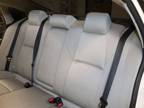 Used 2022 Honda Accord LX image 74