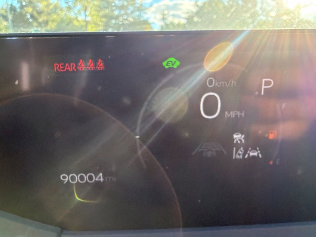 Used 2023 Toyota Prius LE FWD image 16