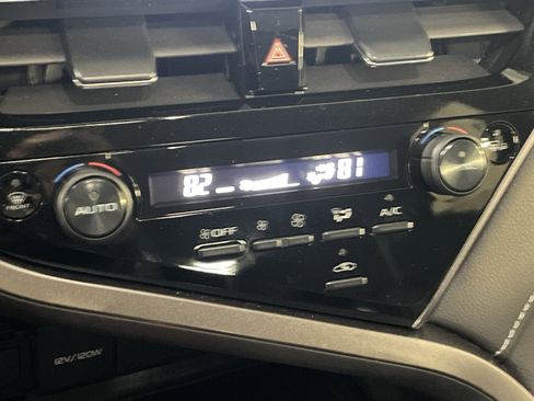 Certified 2024 Toyota Camry SE image 24