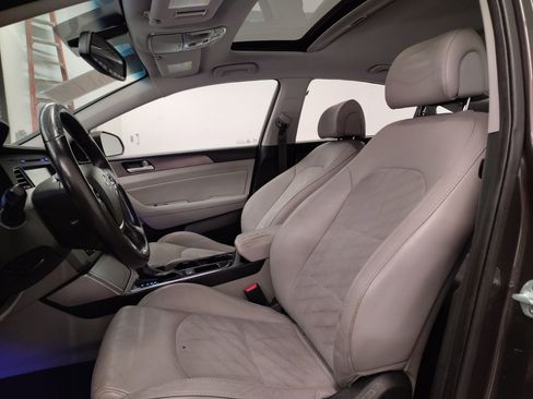 Used 2016 Hyundai Sonata Sport w/ Option Group 03 image 5