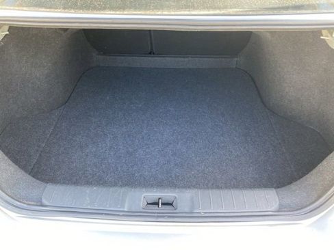 Used 2023 Nissan Sentra SV FWD image 7