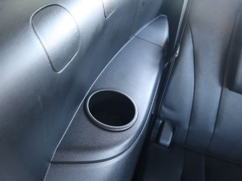 Used 2012 MAZDA MAZDA5 Grand Touring image 40