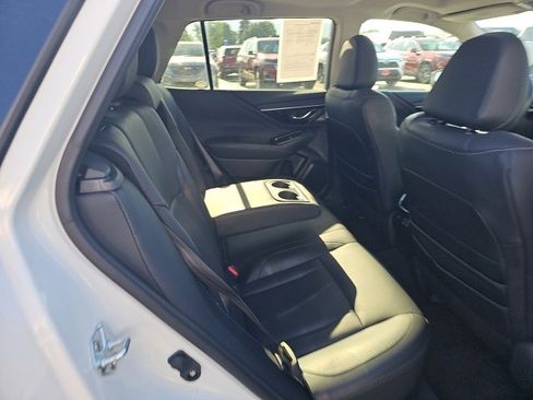 Used 2023 Subaru Outback Limited image 21