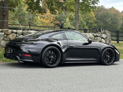Used 2025 Porsche 911 Carrera 4 GTS image 25