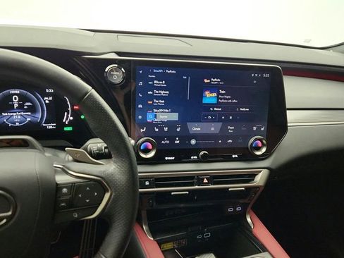 Used 2024 Lexus RX 500h F Sport w/ Convenience Package image 18
