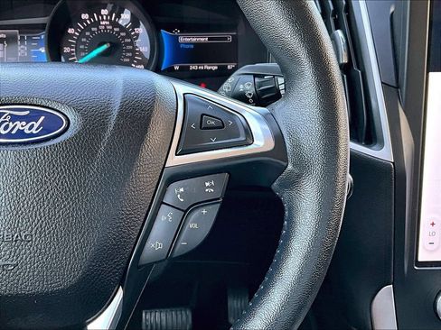 Used 2022 Ford Edge SEL AWD/4WD image 15