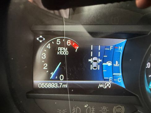 Used 2024 Ford Edge SEL AWD/4WD image 15