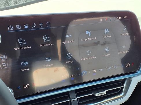 New 2026 Chevrolet Equinox EV LT w/ Convenience Package II image 17