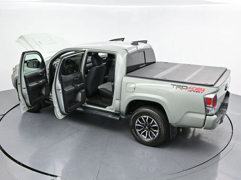 Used 2023 Toyota Tacoma TRD Sport AWD/4WD image 40