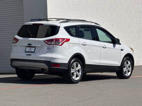 Used 2014 Ford Escape SE w/ Equipment Group 201A image 9