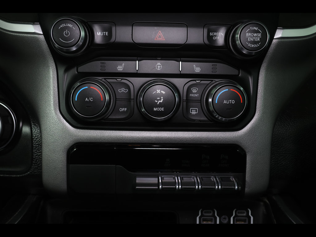 Used 2022 RAM 1500 Big Horn AWD/4WD image 28