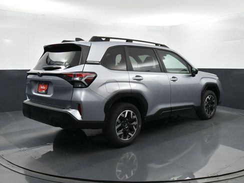 Used 2026 Subaru Forester Premium image 30