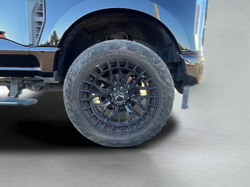 Used 2024 Ford F350 Platinum AWD/4WD image 28