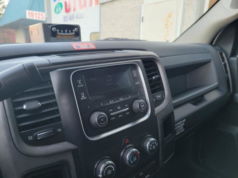 Used 2017 RAM 5500 Tradesman w/ Power & Remote Entry Group RWD image 32