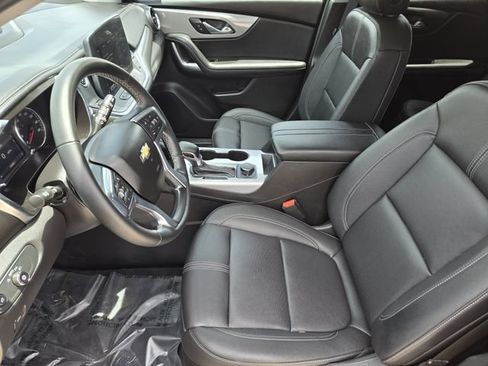 Used 2024 Chevrolet Blazer LT FWD image 13