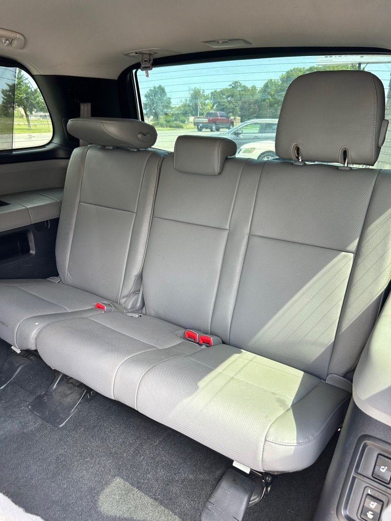 Used 2015 Toyota Sequoia Platinum RWD image 13