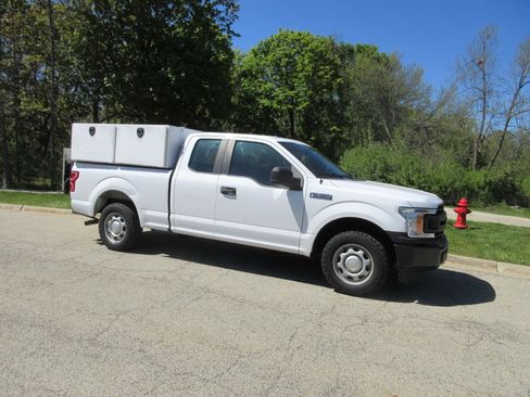 Used 2018 Ford F150 XL w/ Equipment Group 101A Mid RWD image 2